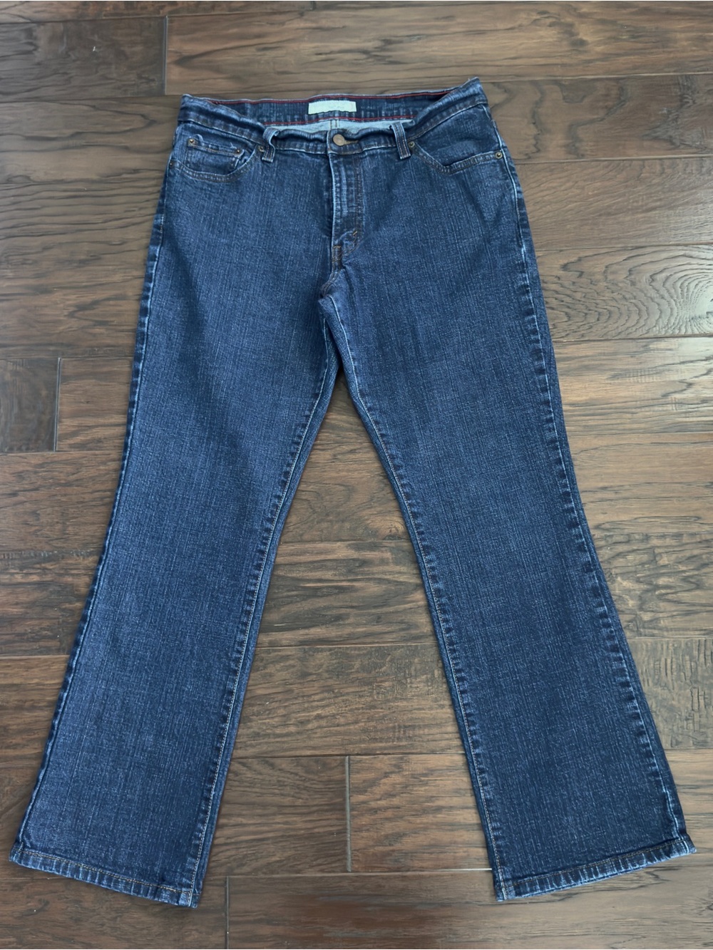 Levi's 550 Relaxed Bootcut Jean Women's 14 Dark Blue